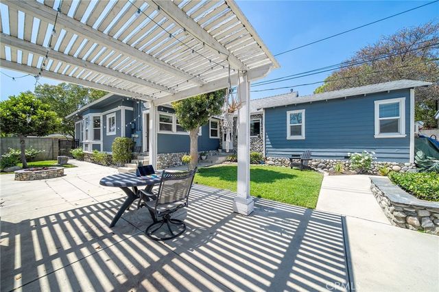 560 N 2nd Avenue, Upland, CA 91786