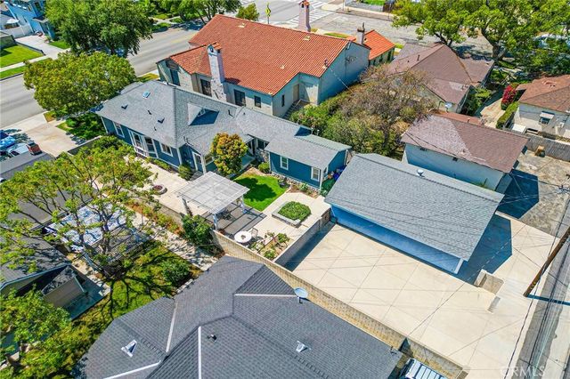 560 N 2nd Avenue, Upland, CA 91786
