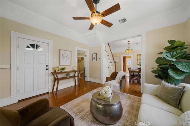 560 N 2nd Avenue, Upland, CA 91786