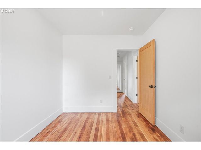 5731 Ne 10TH Ave, Portland, OR 97211
