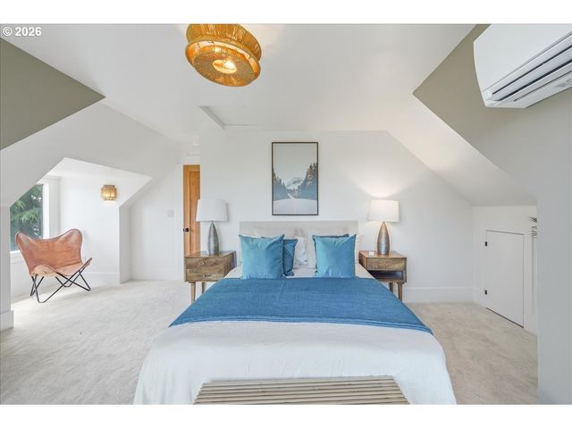 5731 Ne 10TH Ave, Portland, OR 97211