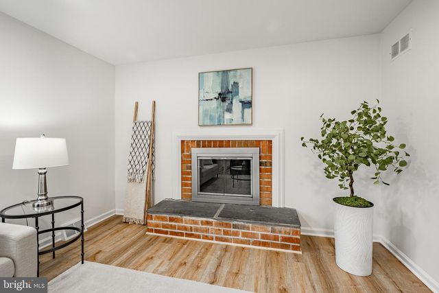 1223 HAWTHORNE LN, West Chester, PA 19380