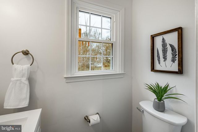 1223 HAWTHORNE LN, West Chester, PA 19380