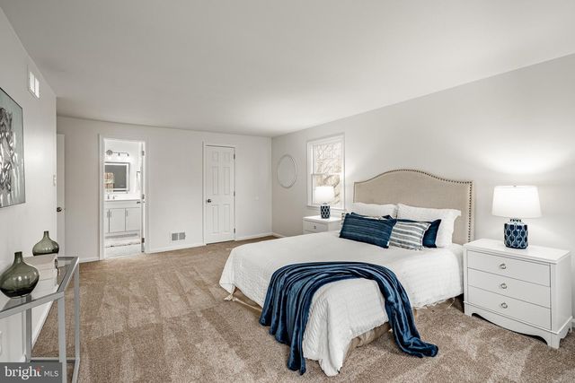 1223 HAWTHORNE LN, West Chester, PA 19380