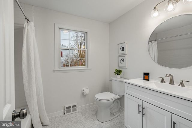 1223 HAWTHORNE LN, West Chester, PA 19380