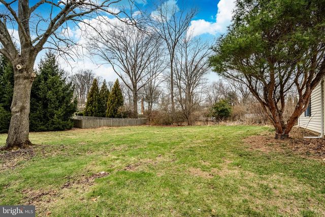 1223 HAWTHORNE LN, West Chester, PA 19380