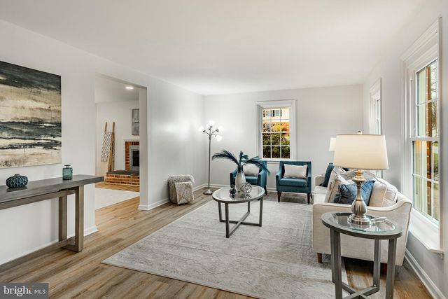 1223 HAWTHORNE LN, West Chester, PA 19380