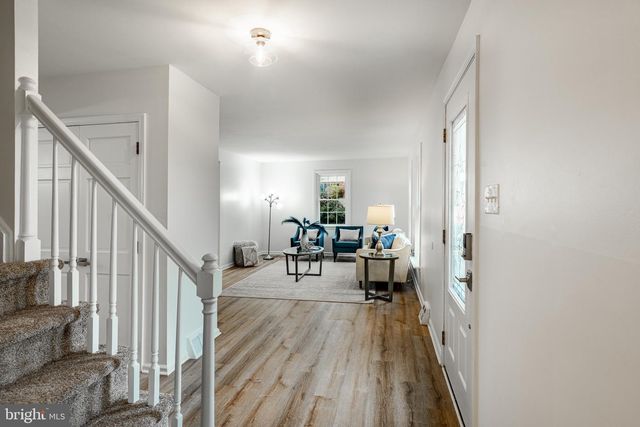 1223 HAWTHORNE LN, West Chester, PA 19380