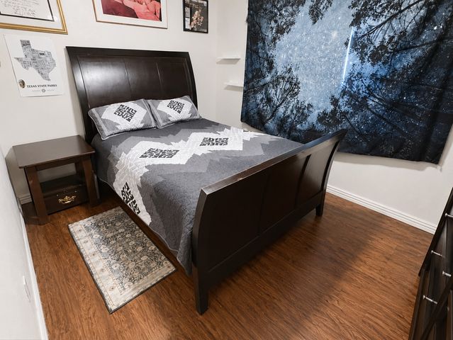 915 N 7th Street, Sanger, TX 76266