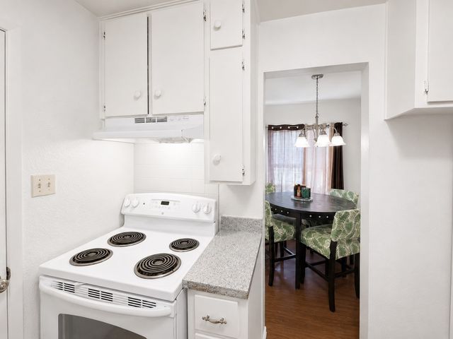 915 N 7th Street, Sanger, TX 76266