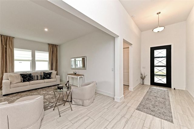 401 Trabuco BND, Liberty Hill, TX 78642