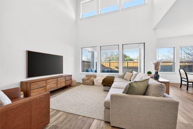 3433 Rosebud Park Lane, Dallas, TX 75229