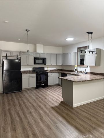 5496 Lime Avenue A, Long Beach, CA 90805