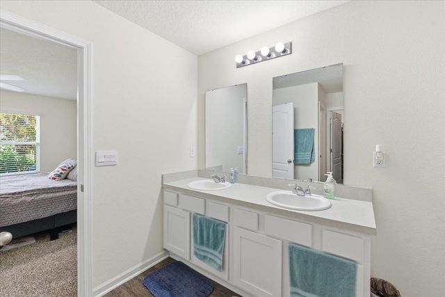 100 Ryan Dr, Palm Coast, FL 32164