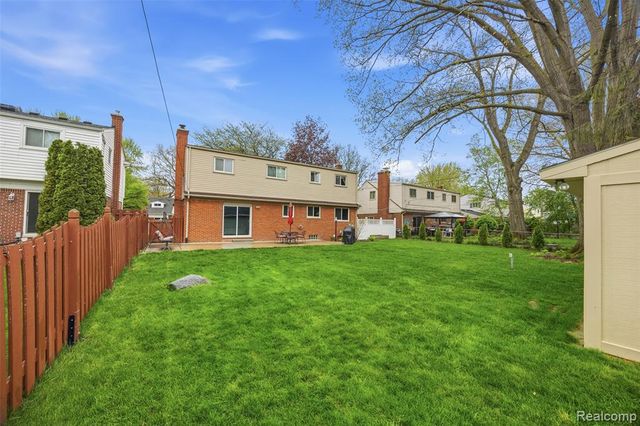 30515 Jeanine Street, Livonia, MI 48152