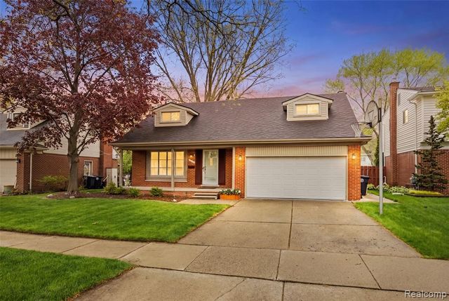 30515 Jeanine Street, Livonia, MI 48152