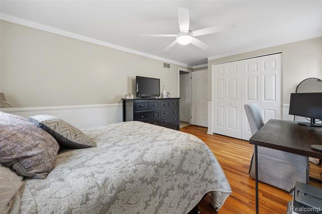 30515 Jeanine Street, Livonia, MI 48152