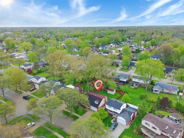 30515 Jeanine Street, Livonia, MI 48152