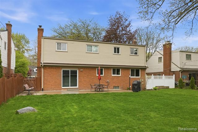 30515 Jeanine Street, Livonia, MI 48152