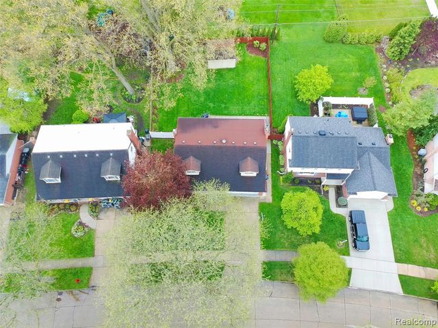 30515 Jeanine Street, Livonia, MI 48152