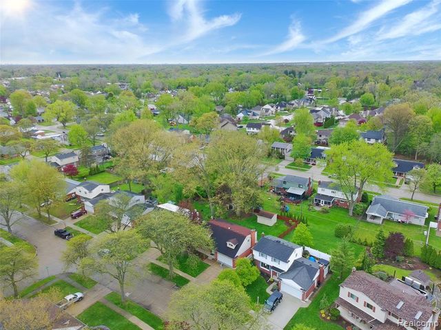 30515 Jeanine Street, Livonia, MI 48152