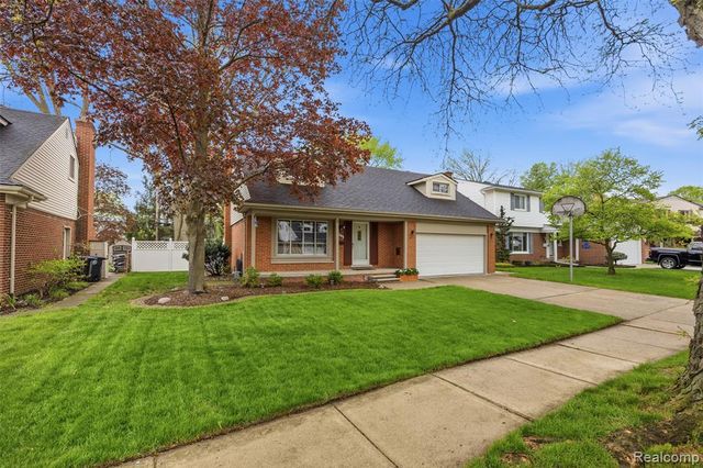 30515 Jeanine Street, Livonia, MI 48152