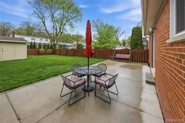 30515 Jeanine Street, Livonia, MI 48152