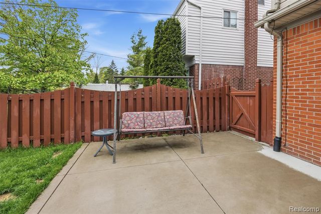 30515 Jeanine Street, Livonia, MI 48152