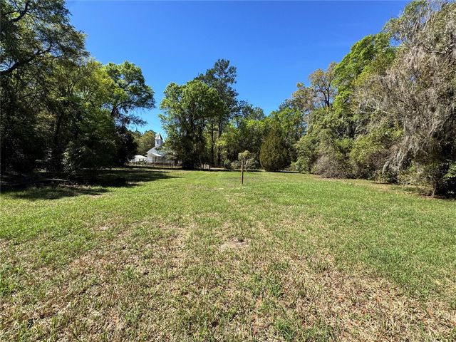 1336 NE 191ST TERRACE, Hawthorne, FL 32640
