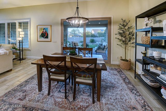 2397 E Skywalker Way, Green Valley, AZ 85614