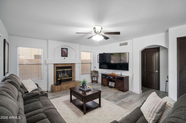 16221 W LATHAM Street, Goodyear, AZ 85338