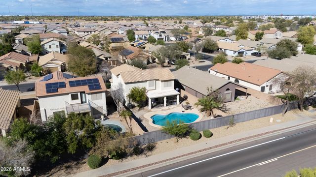 16221 W LATHAM Street, Goodyear, AZ 85338