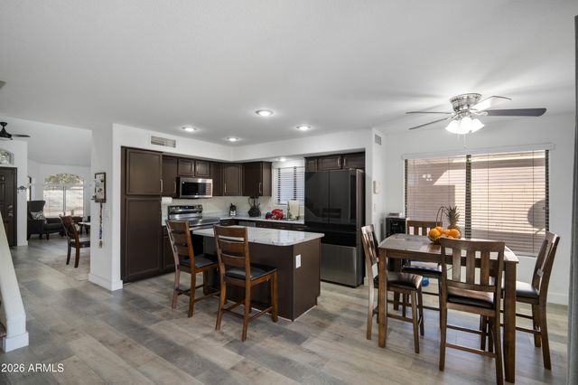 16221 W LATHAM Street, Goodyear, AZ 85338