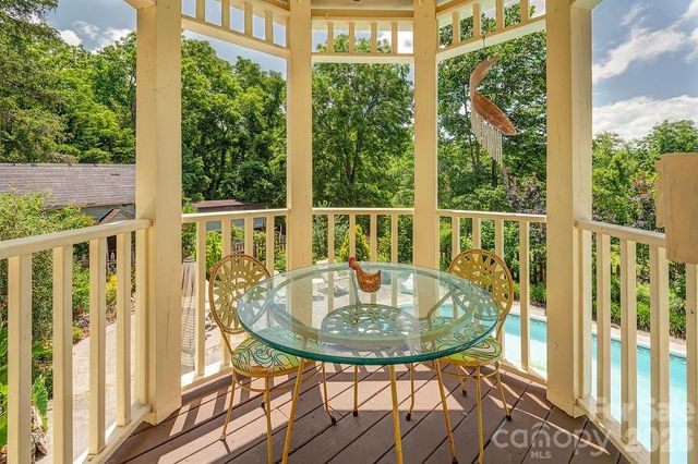 42 Church Street, Weaverville, NC 28787