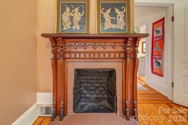 42 Church Street, Weaverville, NC 28787