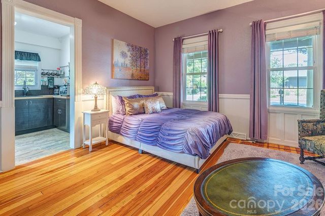 42 Church Street, Weaverville, NC 28787