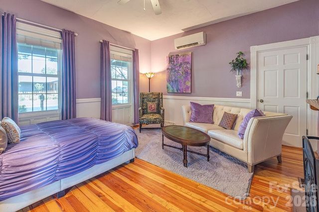 42 Church Street, Weaverville, NC 28787
