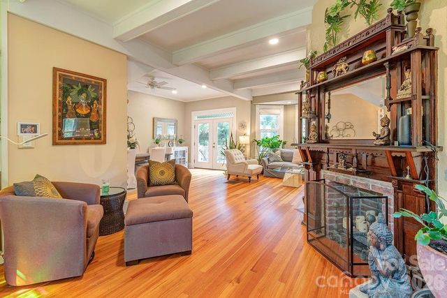 42 Church Street, Weaverville, NC 28787