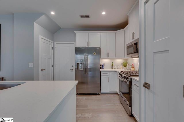 514 Martin Creek Drive, Simpsonville, SC 29680