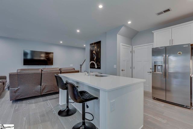 514 Martin Creek Drive, Simpsonville, SC 29680