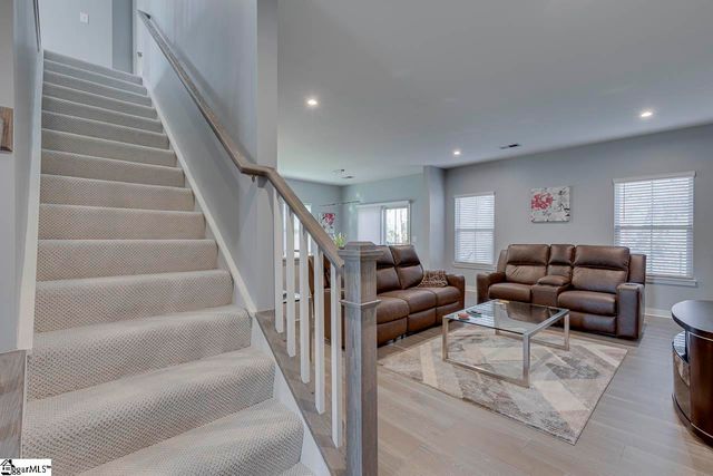 514 Martin Creek Drive, Simpsonville, SC 29680