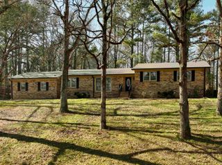 567 S SIXTH ST, Selmer, TN 38375