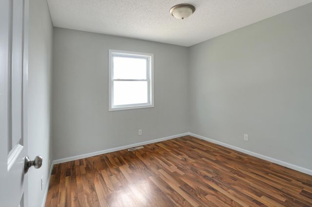 8222 France Avenue N, Brooklyn Park, MN 55443