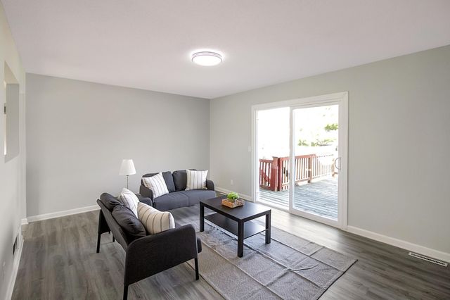 8222 France Avenue N, Brooklyn Park, MN 55443