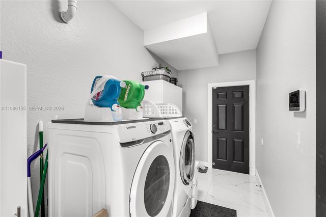 1147 NE 37th Place, Homestead, FL 33033