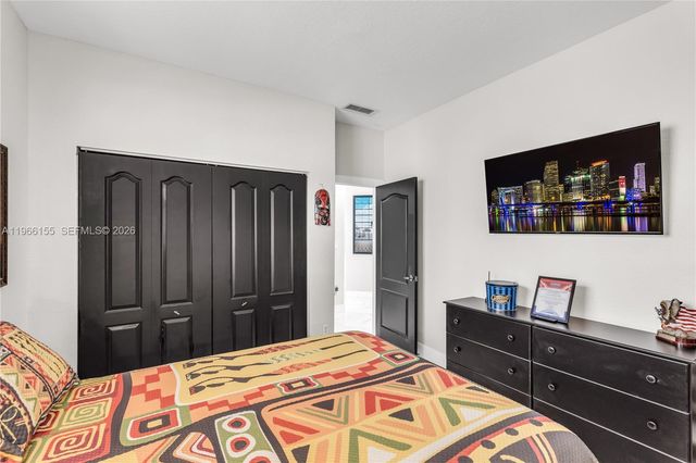 1147 NE 37th Place, Homestead, FL 33033