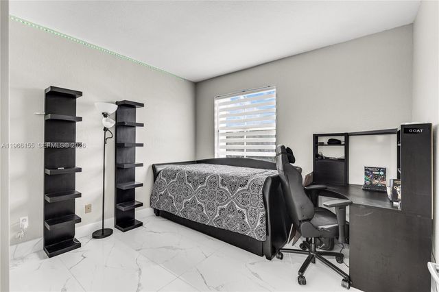 1147 NE 37th Place, Homestead, FL 33033