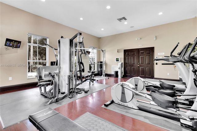 1147 NE 37th Place, Homestead, FL 33033