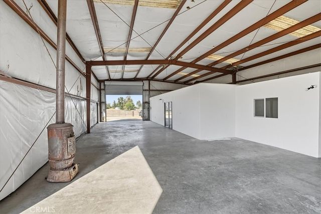 485 S 8 th Street, Shandon, CA 93461