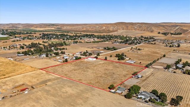 485 S 8 th Street, Shandon, CA 93461